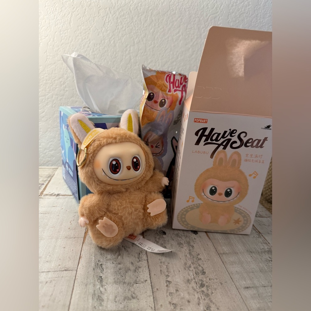 Lafufu - Have a Seat “baba”